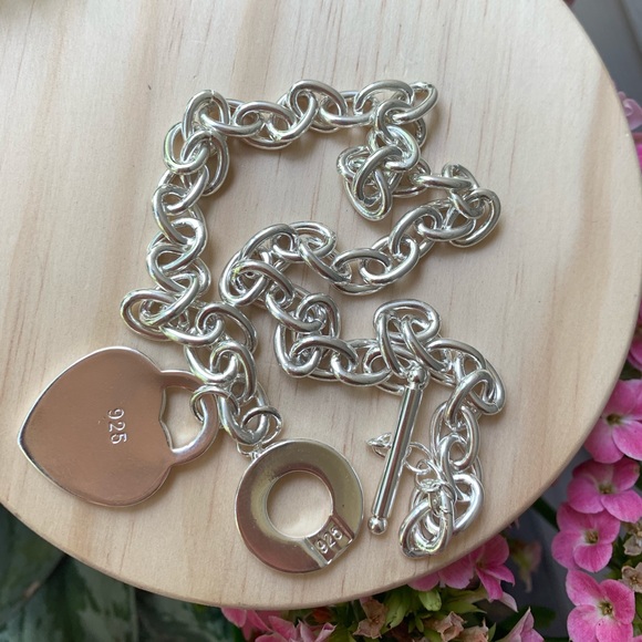 🌟 Silver Heart Necklace - Picture 2 of 2